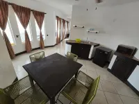 Villa Capricho Hotels near Playa Miramar