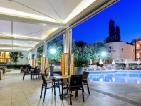 อเล็กซานเดอร์ บีช โฮเตล & สปา โรงแรมในEvros