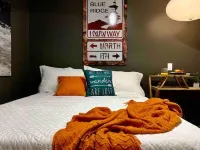 Chic Barndo Chalet Above French Broad River- Pano Mountain Views on 13 Acres