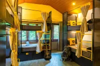 The Hosteller Chikmagalur Hotel a 