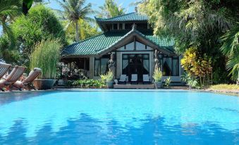 Villa Boreh Beach Resort and Spa