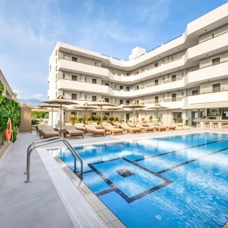 Nicolas Grand Suites, Adults Only