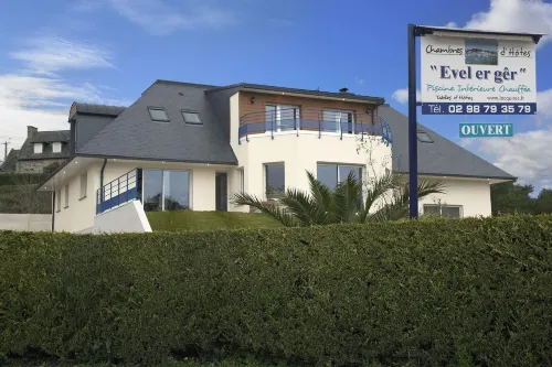 L'Escale Evel Er Gêr Hotels in Locquirec