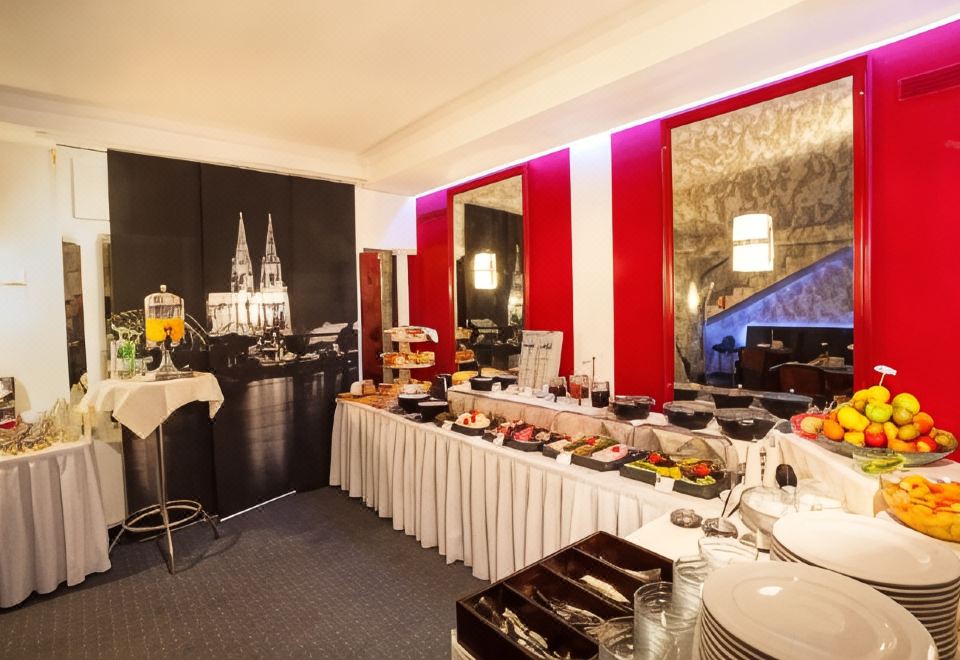 Hansadom Hotel Köln