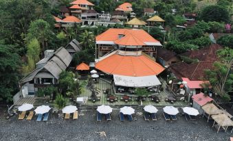 Amed Cafe & Hotel Kebun Wayan