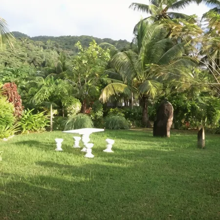 Castaway Lodge