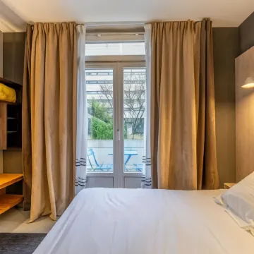 Oldegar Hôtel Отели рядом с достопримечательностью «Иль-де-Версаль»