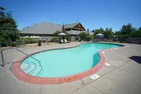 Oregon Garden Resort - Family Friendly
