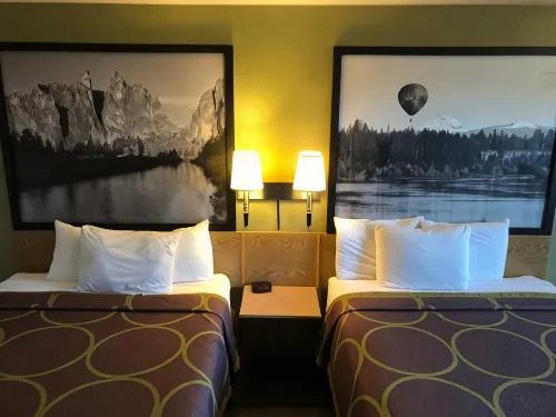 Super 8 by Wyndham Redmond Hotels in Redmond