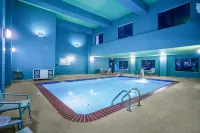 Holiday Inn Express & Suites Lewisburg Hotels in White Sulphur Springs