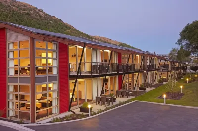 Marina Apartments - Element Escapes