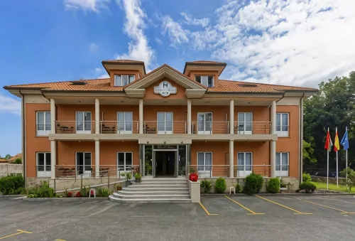Villa de Llanes Hotels in Panes