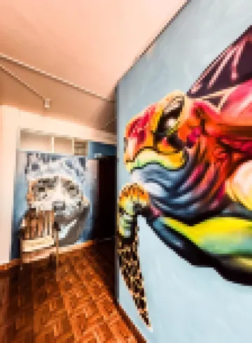 Lobo Hostel la Paz