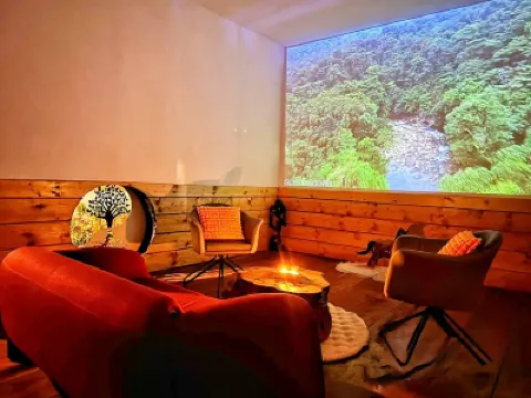 Escape into the Wild فنادق في 