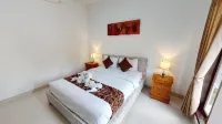 Uluwatu Jungle Villa Hotels in Bali