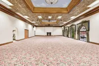 Clarion Hotel Branson Hotels in Branson