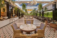 Mayfair Tea Resort - breakfast