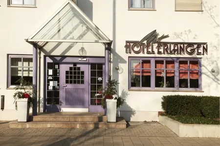 Art-Hotel Erlangen Отели рядом с достопримечательностью «Университет Эрлангена — Нюрнберга»