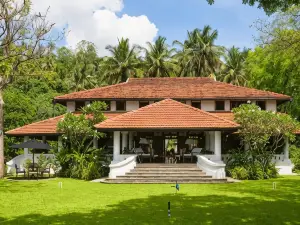 荷蘭國際關係酒店