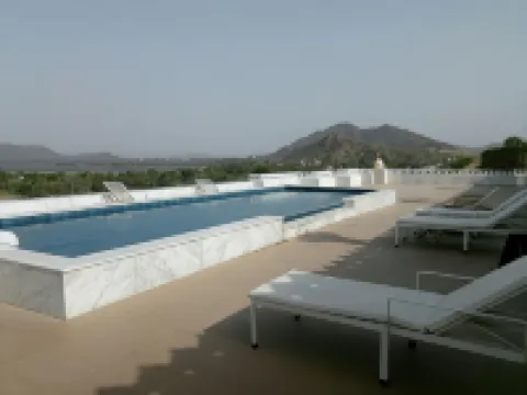 法塔赫精選法塔赫尼瓦斯酒店