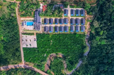 The Grand Retreat - Chikmagalur Hotels near Hebbe Falls