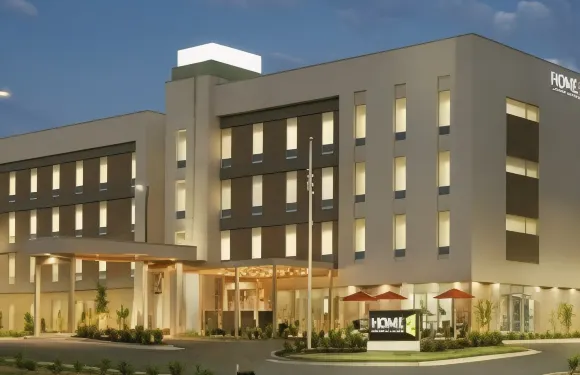 格羅夫敦奧古斯塔地區希爾頓惠庭酒店