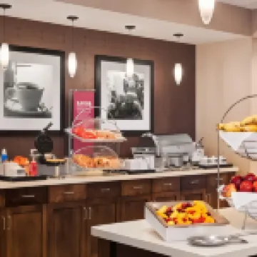 Hampton Inn Lincoln Airport