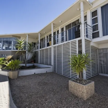 Protea Hotel Windhoek Fürstenhof Отели рядом с достопримечательностью «Joe's Beerhouse»