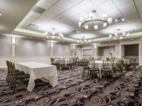 Park Manor Hotel Hotels in Halfmoon