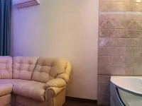 London Hotel berhampiran Stesen Vykhino