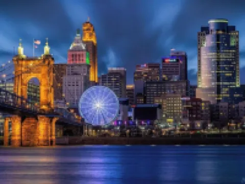 Cozy Cottage on Main. Halfway between the Ark and Creation Museum! Hotels in Walton