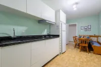 Apart w/ a barbecue, 230 m from the beach SHA0104 Hotels in Picarras