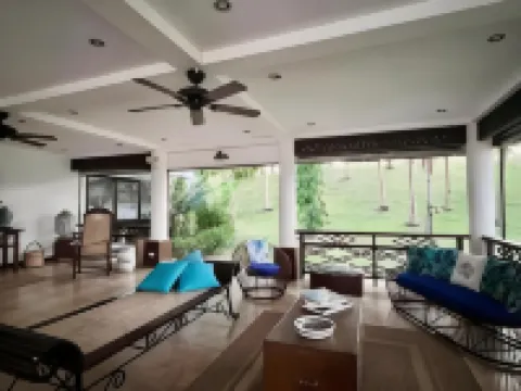 Ticao Altamar Boutique Resort Hotels in Masbate