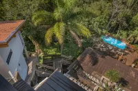 Bombinhas Guest House