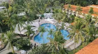 Akar Hotels & Resort Lampung - Pools