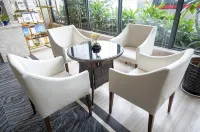 Yihao Hotel