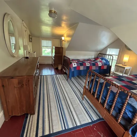 Coastal Comfort: Family-Friendly 2BR Beach House in the Heart of Wells