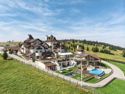 Castelnor Resort