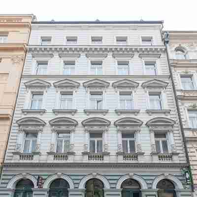 Spacious apartment in the historic center. Hotel Exterior