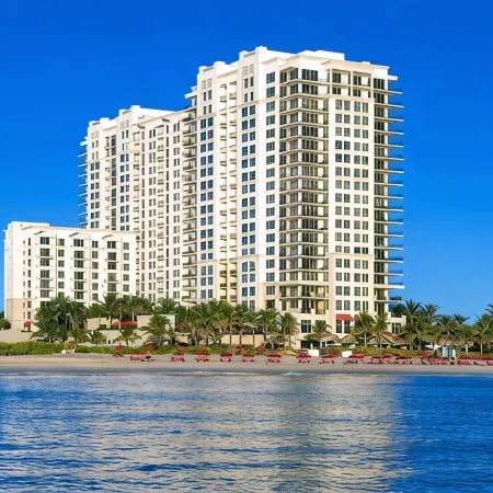 NEWLY RENOVATED 2bd at the Palm beach Marriott Singer island beach resort