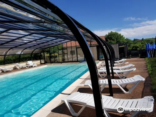 Camping la Grappe Fleurie - Homestays