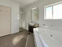Drovers Motor Inn Hotele w: Dalby