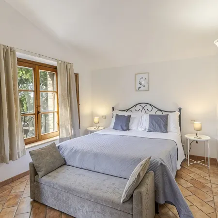 PRIVATE LUXURY VILLA WITH HEATED SWIMMING POOL AND  JACUZZI