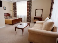 Center Hotel (Центр Отель) - С парковкой