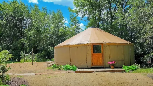 Baraboo RV Resort - Homestays