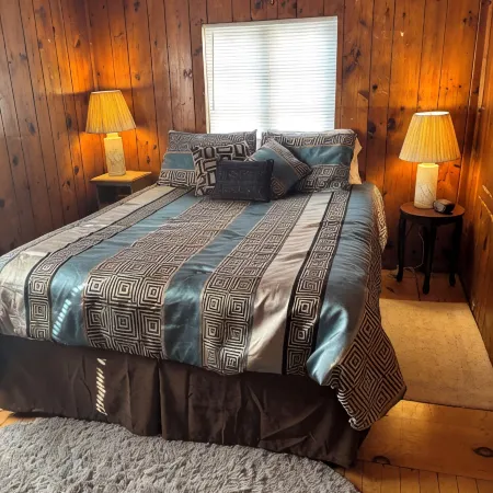 Charming 1-BR 2nd floor apartment in the heart of Cooperstown, NY- Full Kitchen
