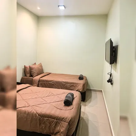 Hotel EC Inn