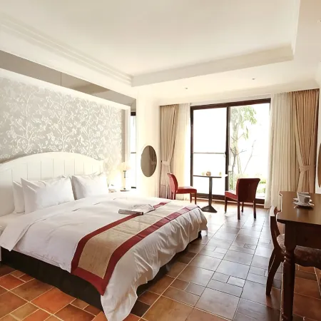Jessamine Bay Hotel Resorts
