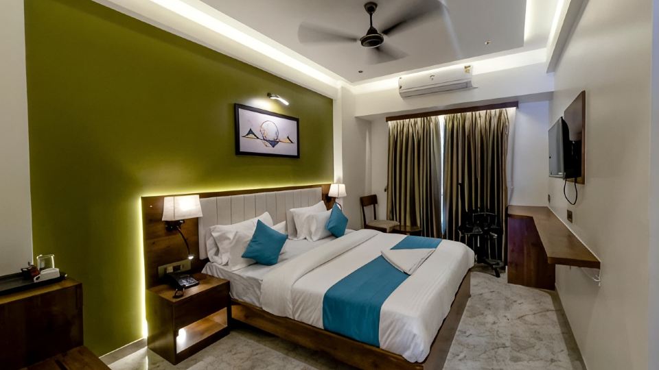 Monarch Guestline Magarpatta