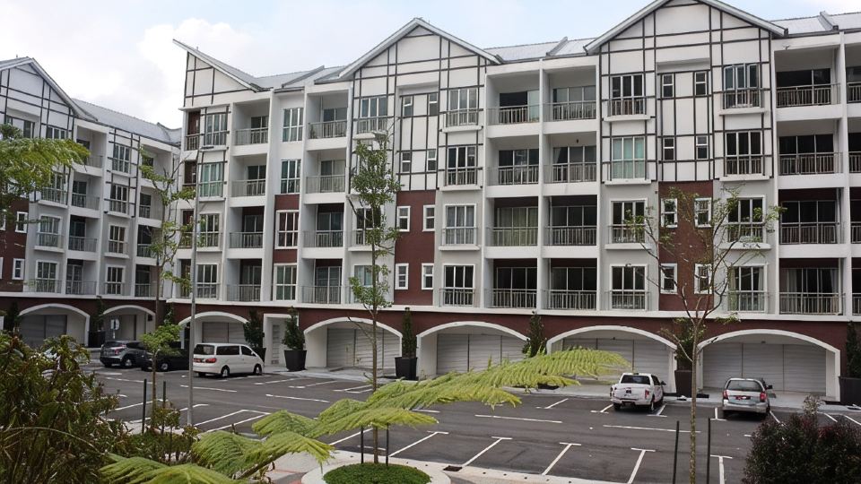 CAMERON GOLDEN HILL APARTMENT